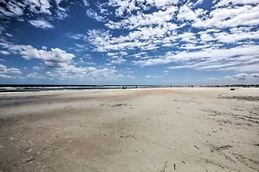 Beachside St Augustine Resort Condo, 6 Mi to Dtwn!