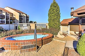 Waterfront Port Clinton Condo w/ Pool Access!