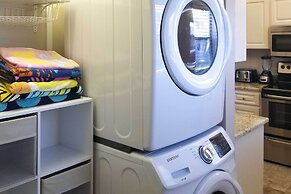 Indian Shores Townhome w/ Pool Access & Kayaks!