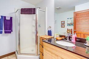 Waterfront Bass Island Retreat w/ Balcony + TV