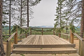 Mountain Views & Pool Access: Cle Elum Condo!