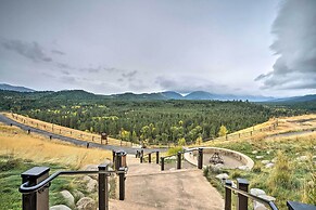 Mountain Views & Pool Access: Cle Elum Condo!