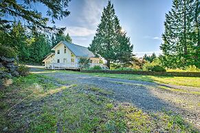 Hood Canal Home w/ Hot Tub - Bordering Olympic NP!