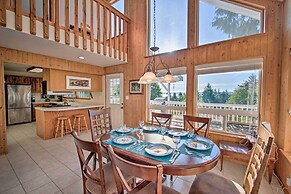 Hood Canal Home w/ Hot Tub - Bordering Olympic NP!