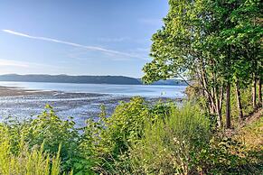Hood Canal Home w/ Hot Tub - Bordering Olympic NP!