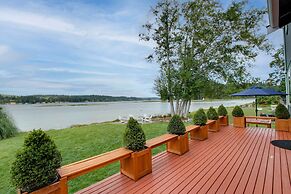 Waterfront Allyn Home With Fire Pit + 2 Kayaks!