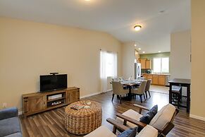 Waterfront Allyn Home With Fire Pit + 2 Kayaks!