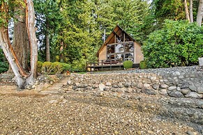 Waterfront Cabin w/ Fire Pit in Gig Harbor!