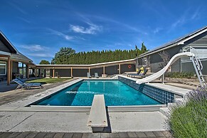 Remarkable Yakima Getaway w/ Pool & Hot Tub!