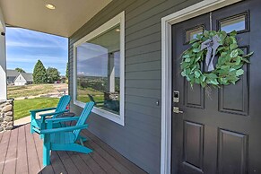 Remarkable Yakima Getaway w/ Pool & Hot Tub!