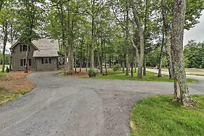 Hike, Fish & Relax: Rural Craftsman in Glenville!