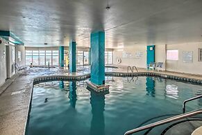 Bay Watch Condo w/ Oceanfront Balcony & Beach View