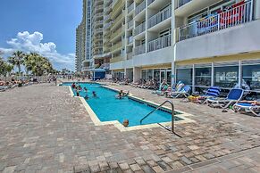 Bay Watch Condo w/ Oceanfront Balcony & Beach View