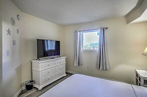 Bay Watch Condo w/ Oceanfront Balcony & Beach View