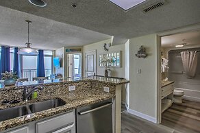 Bay Watch Condo w/ Oceanfront Balcony & Beach View