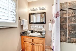 Cozy Mtn Condo: Walk to Quicksilver Lift & Dtwn!