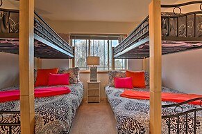 Idyllic Redmond Townhome w/ Furnished Deck!