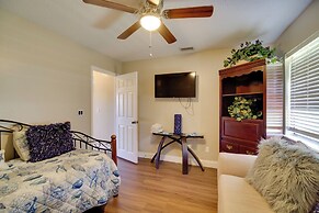 Lakewood Park Retreat on Fairway - 4 Mi to Beach!