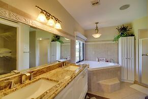 Lakewood Park Retreat on Fairway - 4 Mi to Beach!