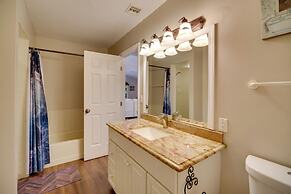 Lakewood Park Retreat on Fairway - 4 Mi to Beach!