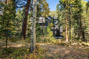 Tranquil Dumont Home w/ Creek & Mtn Views!