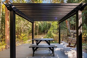 Tranquil Dumont Home w/ Creek & Mtn Views!