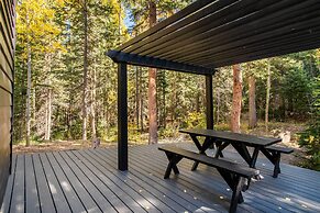 Tranquil Dumont Home w/ Creek & Mtn Views!