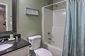 Middle Bass Condo w/ Balcony, Lake Erie Views