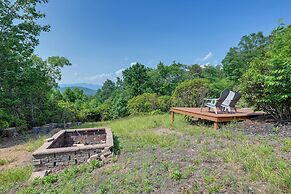 Beautiful Franklin Home w/ Bunkhouse & Hot Tub!