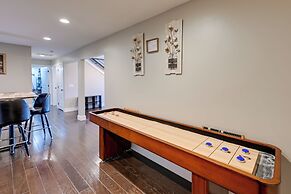 Beautiful Franklin Home w/ Bunkhouse & Hot Tub!