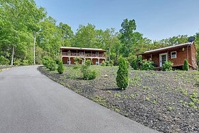 Beautiful Franklin Home w/ Bunkhouse & Hot Tub!
