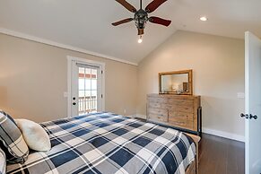Beautiful Franklin Home w/ Bunkhouse & Hot Tub!