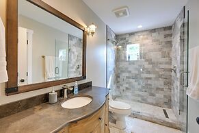 Beautiful Franklin Home w/ Bunkhouse & Hot Tub!