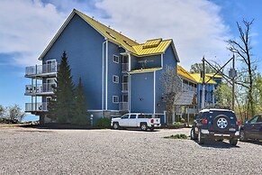 Cozy Lakefront Middle Bass Retreat w/ Balcony