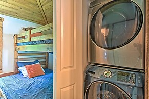 Renovated Highlands Cottage 3 Miles to Downtown!