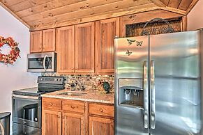 Renovated Highlands Cottage 3 Miles to Downtown!