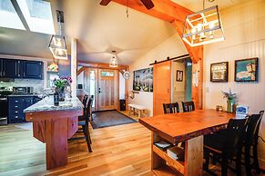 Fish, Crab & Clam: Waterfront Gem in Port Ludlow