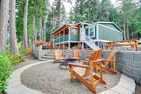 Fish, Crab & Clam: Waterfront Gem in Port Ludlow