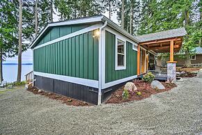 Fish, Crab & Clam: Waterfront Gem in Port Ludlow