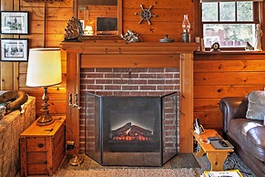 Newport Cabin w/ Lakefront Private Porch & Grill!