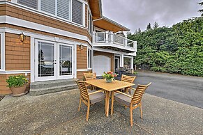 Airy Home Near Anacortes w/ San Juan de Fuca Views