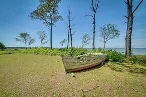 Fifties Beaufort Home w/ Patio, On Newport River!