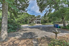 Walk to Ocean: North Myrtle Beach Townhome!