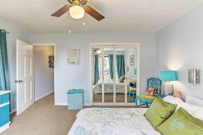 Walk to Ocean: North Myrtle Beach Townhome!