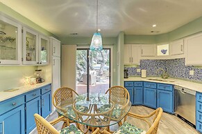 Walk to Ocean: North Myrtle Beach Townhome!