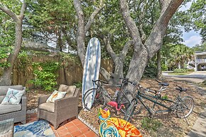 Walk to Ocean: North Myrtle Beach Townhome!