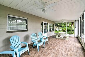 Updated Rustic Yankeetown Home w/ Lanai & Dock