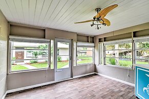 Updated Rustic Yankeetown Home w/ Lanai & Dock