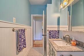 Chic Ocala Home w/ Yard ~ 1 Mi to Dtwn Square