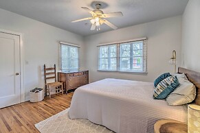 Chic Ocala Home w/ Yard ~ 1 Mi to Dtwn Square